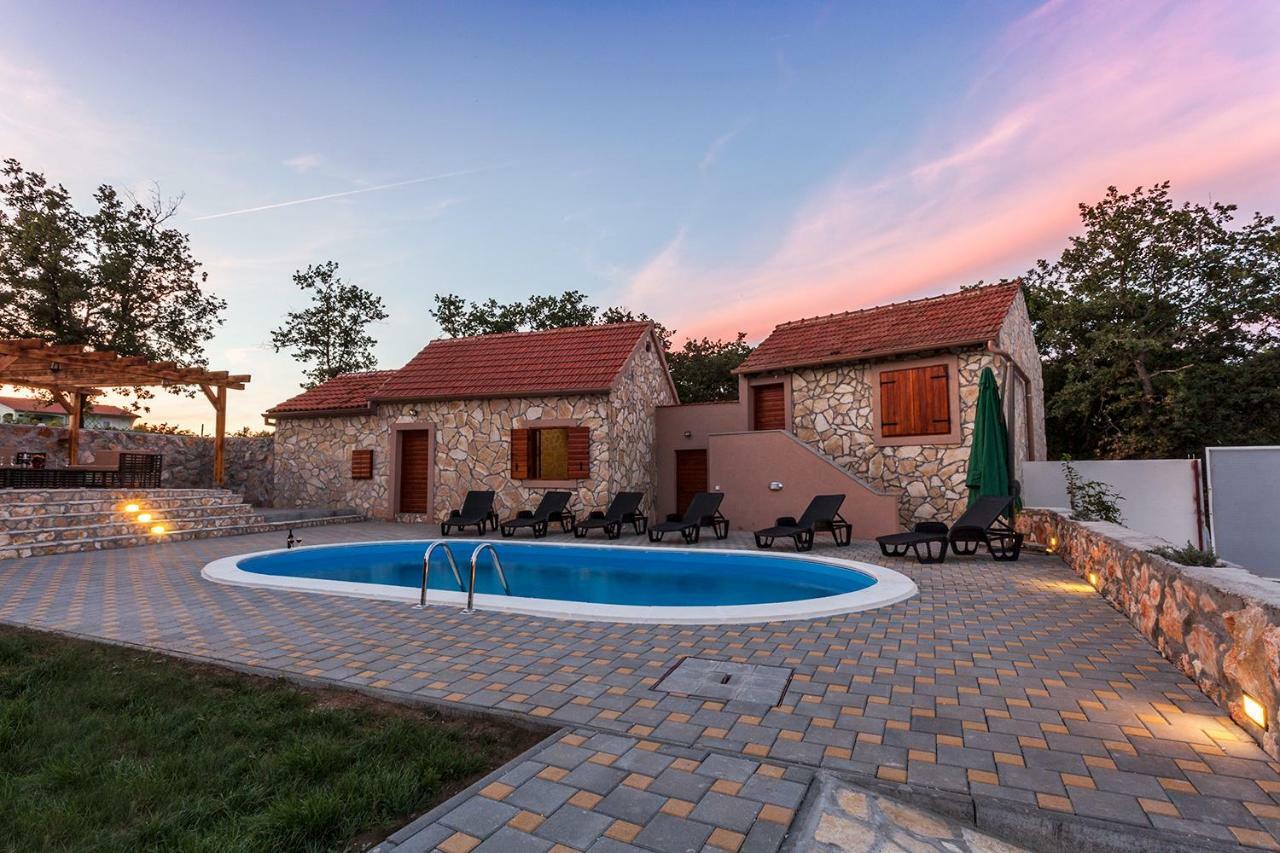 Villa Viktorija Galovac  Экстерьер фото