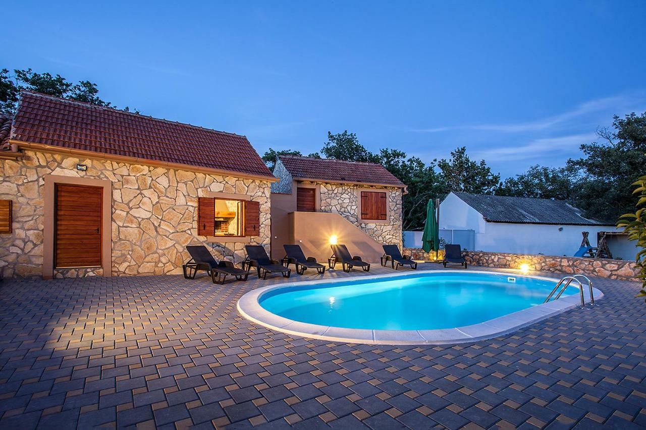 Villa Viktorija Galovac  Экстерьер фото